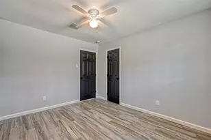 8623 Valley Forest Dr, Houston, TX 77078 - Photo 20