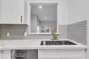 4900 Floyd St, Houston, TX 77007 - Photo 16