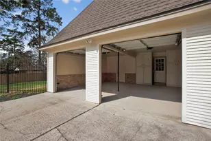 112 Kirkwood Ln, Conroe, TX 77304 - Photo 50