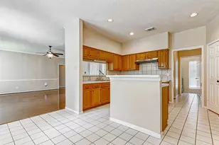 10626 Alderford Ct, Houston, TX 77070 - Photo 12