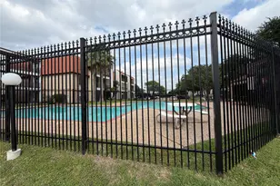 10110 Forum W Dr, Houston, TX 77036 - Photo 12