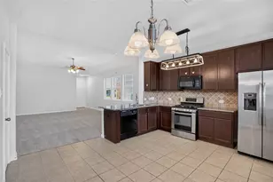 2411 Cactus Bend Dr, Humble, TX 77396 - Photo 2