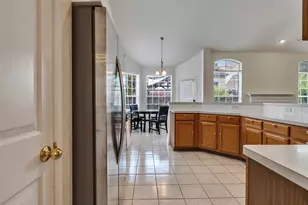 13315 Georgetown Dr, Sugar Land, TX 77478 - Photo 8