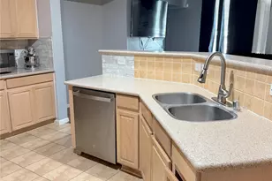 11723 Petal Ct, Houston, TX 77038 - Photo 8