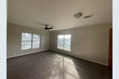 605 S Main Street #25, Highlands, TX 77562 - Photo 10