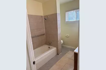 3502 Campbell Street #4, Houston, TX 77026 - Photo 10