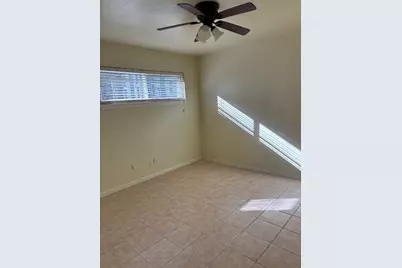 3502 Campbell Street #4, Houston, TX 77026 - Photo 8