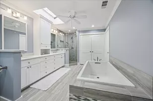 14310 Kellywood Ln, Houston, TX 77079 - Photo 20