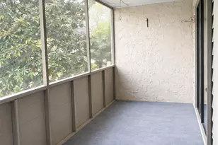 3035 Walnut Bend Ln, Houston, TX 77042 - Photo 12