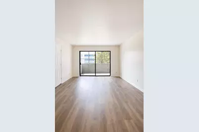 3035 Walnut Bend Lane #26, Houston, TX 77042 - Photo 4