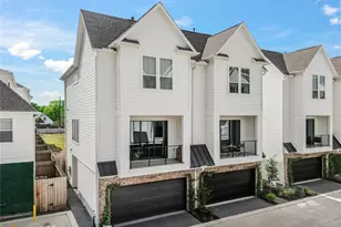 10610 Cascade Ledge Ln, Houston, TX 77025 - Photo 2