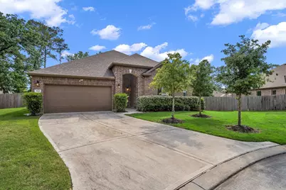 1810 Daly Way, Conroe, TX 77304 - Photo 1
