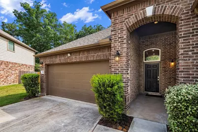 1810 Daly Way, Conroe, TX 77304 - Photo 4