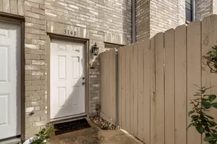 3148 Holly Hall St, Houston, TX 77054 - Photo 2
