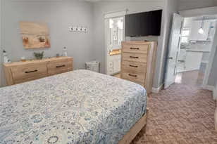 965 Mary Ann, Crystal Beach, TX 77650 - Photo 16