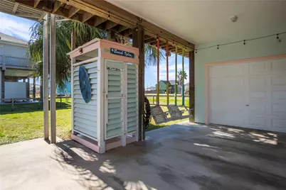 965 Mary Ann, Port Bolivar, TX 77650 - Photo 36