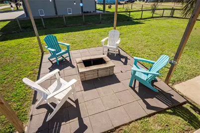 965 Mary Ann, Port Bolivar, TX 77650 - Photo 36