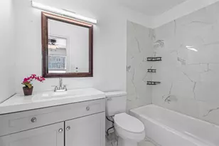 11002 Hammerly Blvd, Houston, TX 77043 - Photo 14