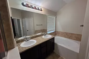 114 N Heritage Mill Cir, Tomball, TX 77375 - Photo 20