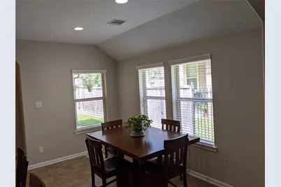 114 N Heritage Mill Circle, Tomball, TX 77375 - Photo 6