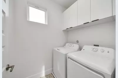 9142 Besos Lane, Houston, TX 77051 - Photo 36