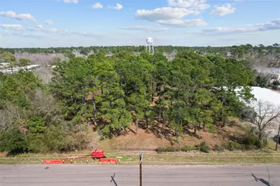 3205 Spruce Dr, Dickinson, TX 77539 - Photo 1