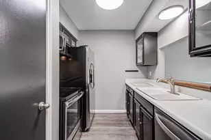 1713 Huldy St, Houston, TX 77019 - Photo 6
