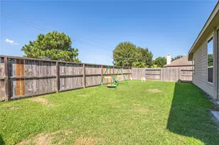 605 Chesterfield Ln, League City, TX 77573 - Photo 36
