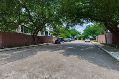 2324 Steel Street #20, Houston, TX 77098 - Photo 4