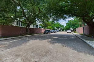 2324 Steel St, Houston, TX 77098 - Photo 4