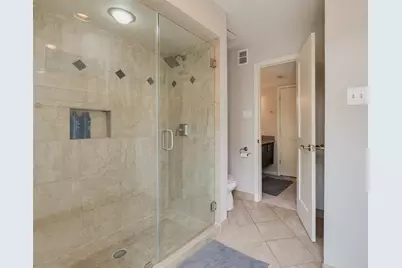 2324 Steel Street #20, Houston, TX 77098 - Photo 44