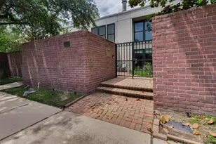 2324 Steel St, Houston, TX 77098 - Photo 1