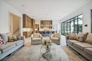 212 E Cowan Dr, Houston, TX 77007 - Photo 12