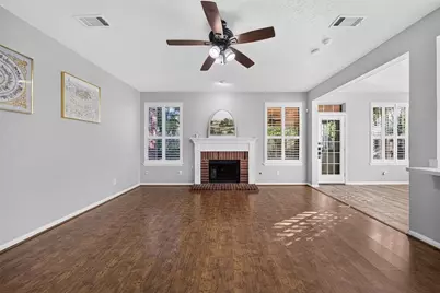 7406 Greatwood Grove Drive, Sugar Land, TX 77479 - Photo 22