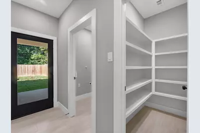 8709 Wheatley Street, Houston, TX 77088 - Photo 10