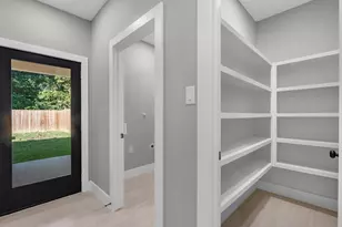 8709 Wheatley St, Houston, TX 77088 - Photo 10