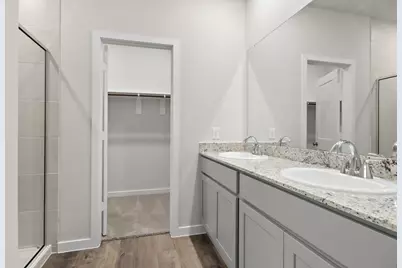 1112 Independence Avenue, Bay City, TX 77414 - Photo 8