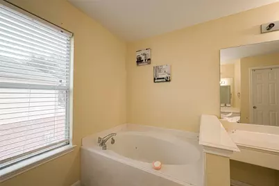 15110 Millers Run Lane, Sugar Land, TX 77498 - Photo 34