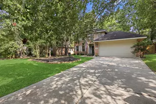 97 N Holly Laurel Cir, The Woodlands, TX 77382 - Photo 12