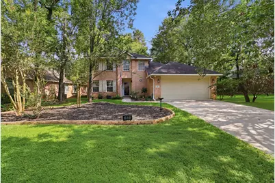 97 N Hollylaurel Circle, The Woodlands, TX 77382 - Photo 10
