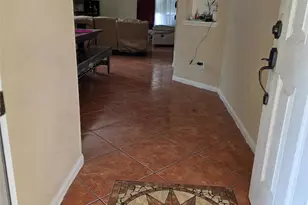 10306 Dalehurst Ct, Houston, TX 77075 - Photo 2