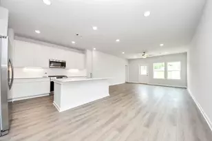 1989 Brookpointe Ln, Dayton, TX 77535 - Photo 2