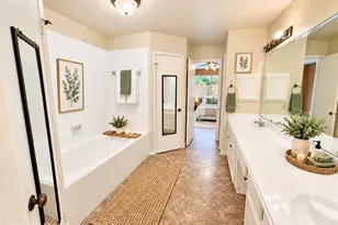 12175 Swords Creek Rd, Houston, TX 77067 - Photo 12