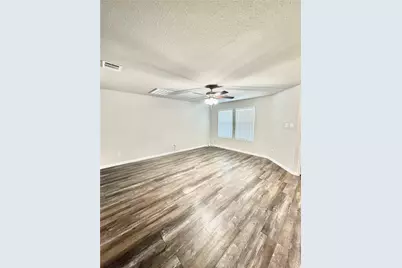 6317 Eastland Street, Houston, TX 77028 - Photo 6
