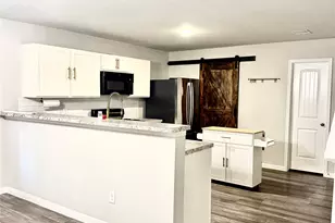 6317 Eastland St, Houston, TX 77028 - Photo 8