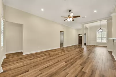 206 Clearview Avenue #B, Friendswood, TX 77546 - Photo 6