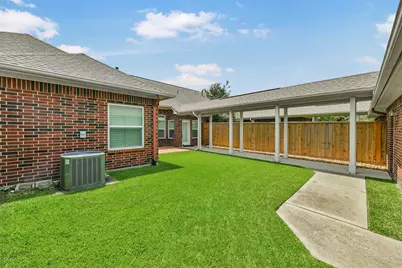 206 Clearview Avenue #B, Friendswood, TX 77546 - Photo 30