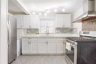 1711 Avenue M, Galveston, TX 77550 - Photo 26