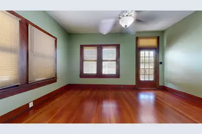 1711 Avenue M, Galveston, TX 77550 - Photo 8