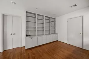 2219 Dickey Pl, Houston, TX 77019 - Photo 16